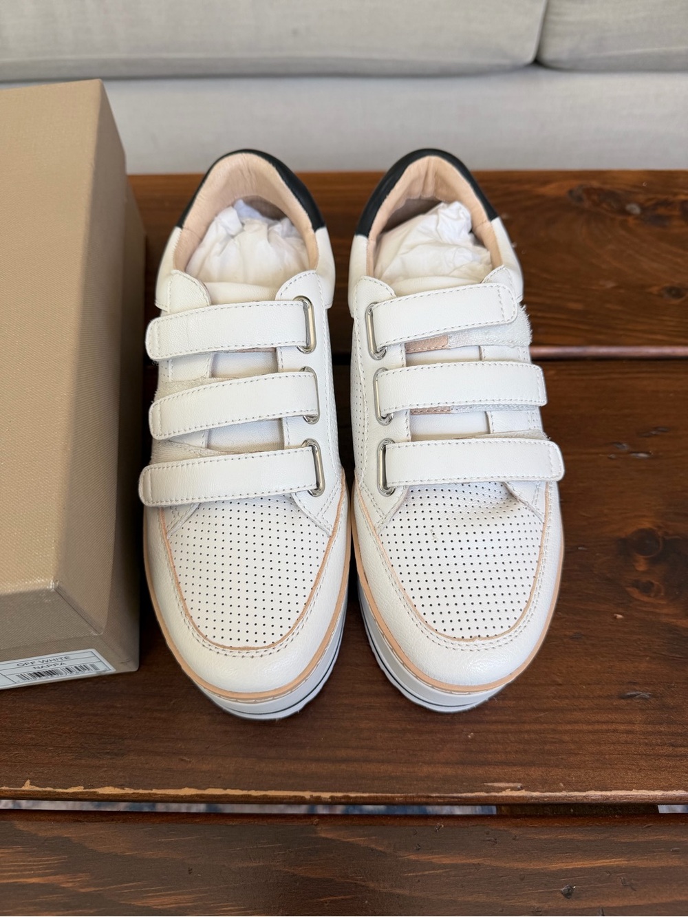 Donald Pliner Dreamboat08 Nappa Leather Platform Sneakers White Size 7.5M NIB